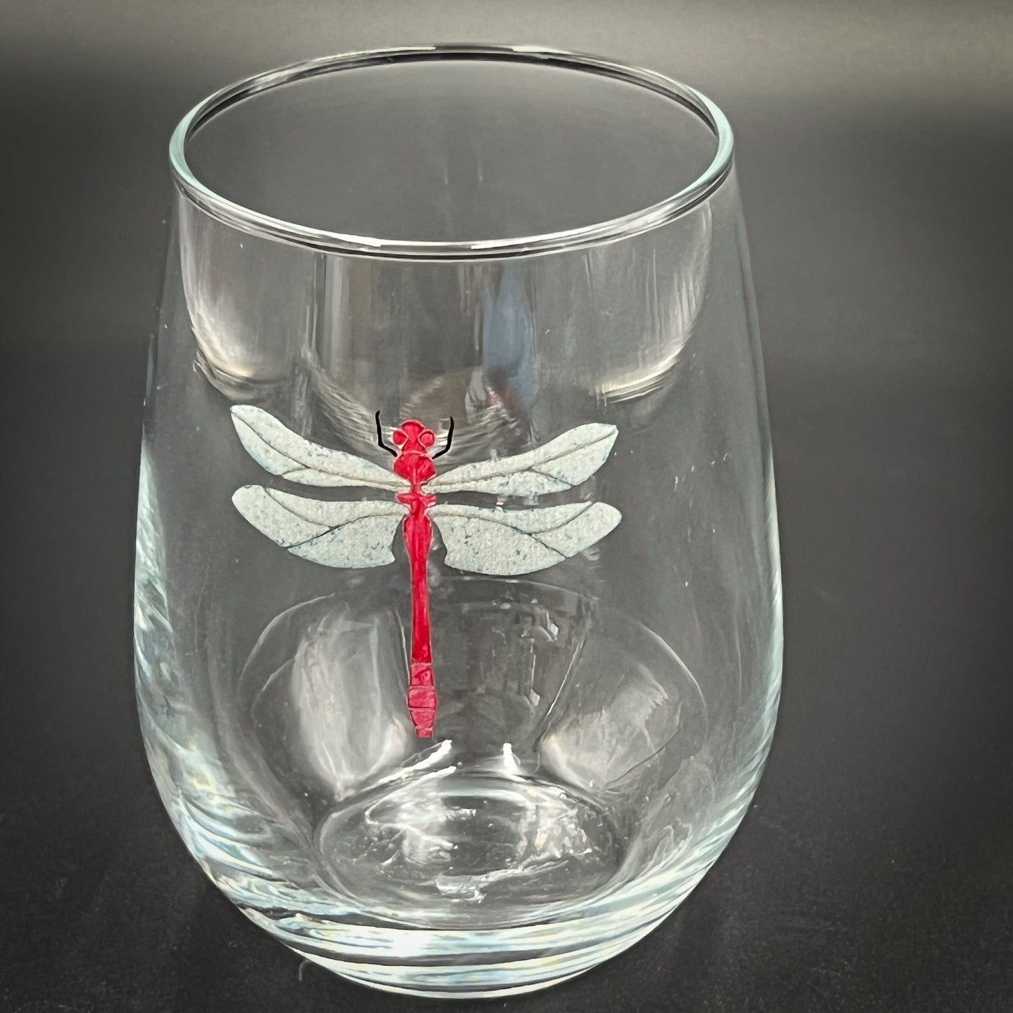 Dragonfly Engraved and Painted - 17 oz Stemless Wine Glass