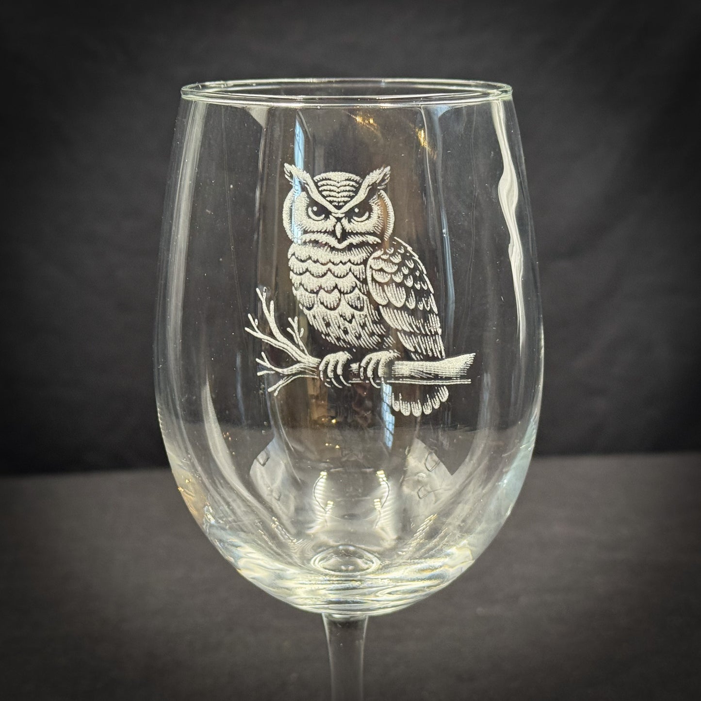 Owl - 19 oz Stemmed Wine Glass