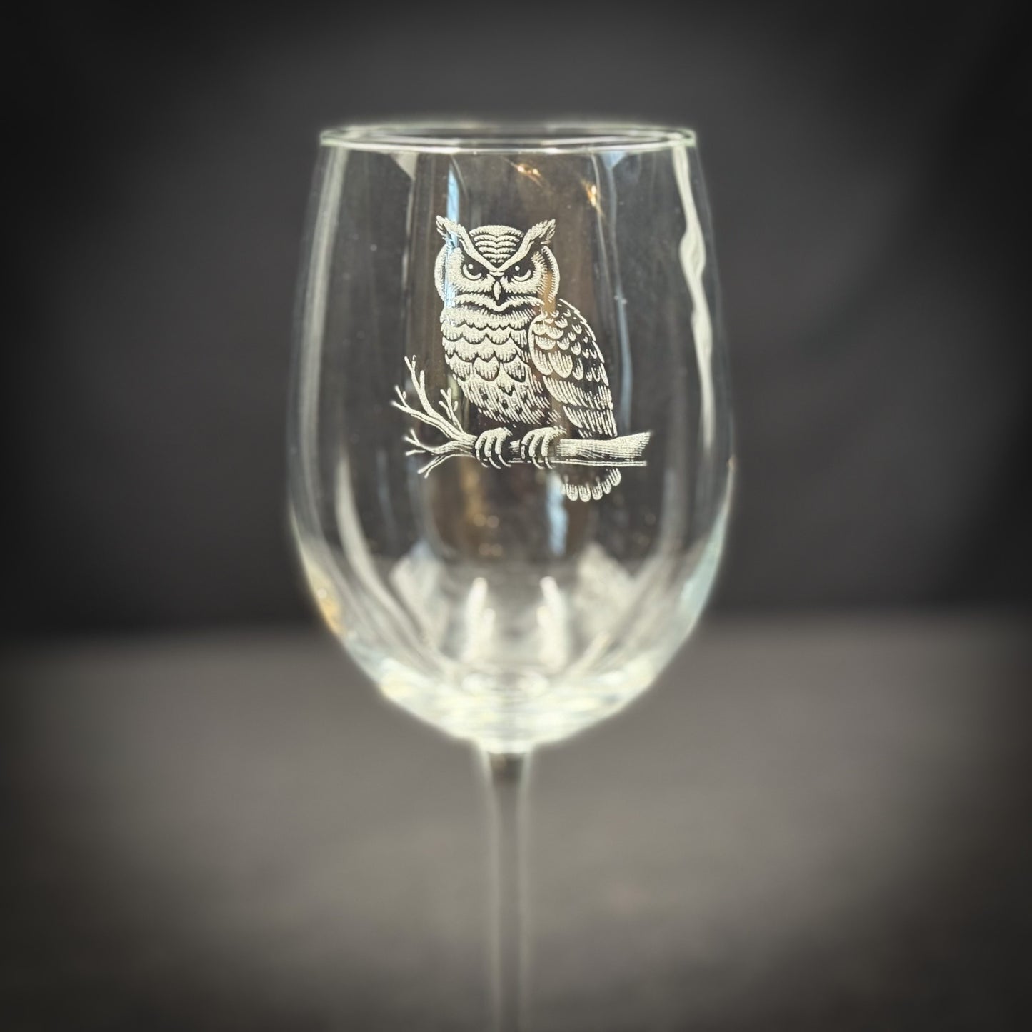 Owl - 19 oz Stemmed Wine Glass