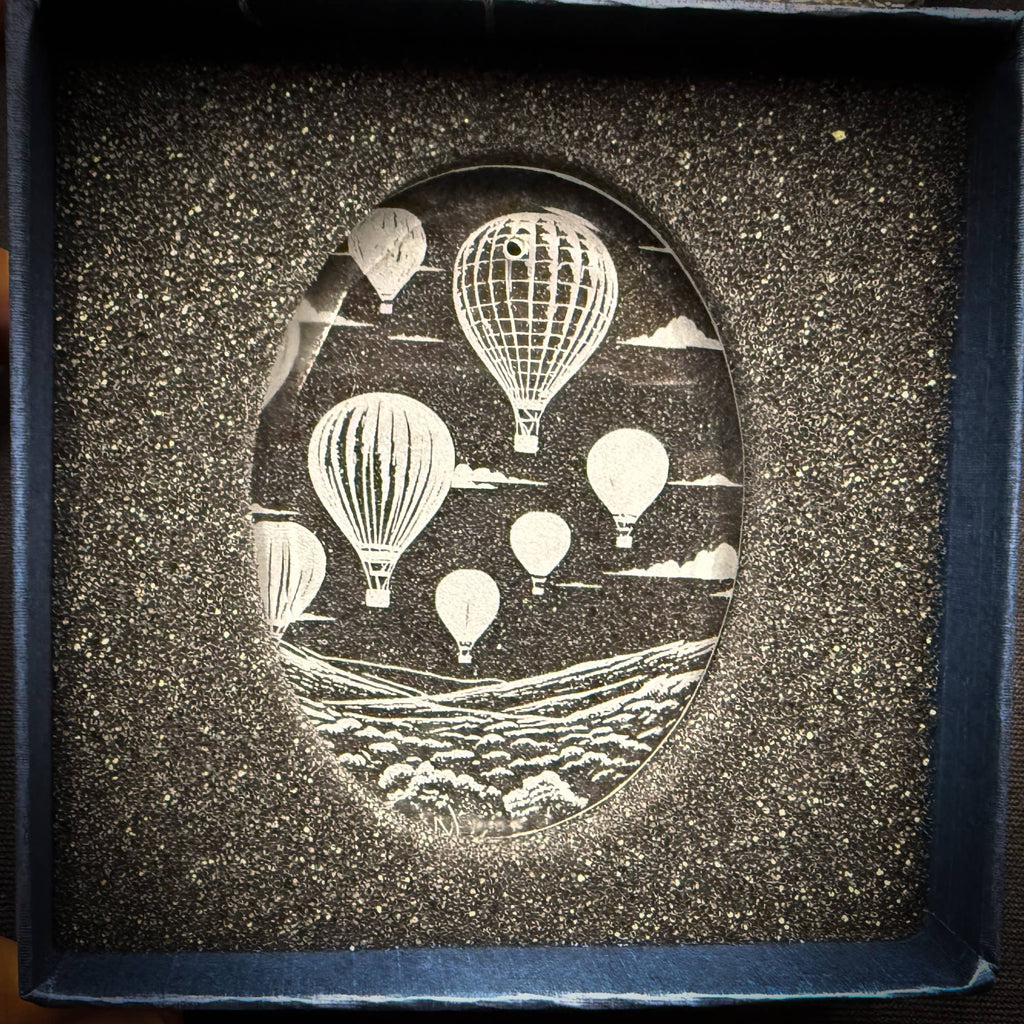 Hot Air Balloons – Engraved Glass Ornament
