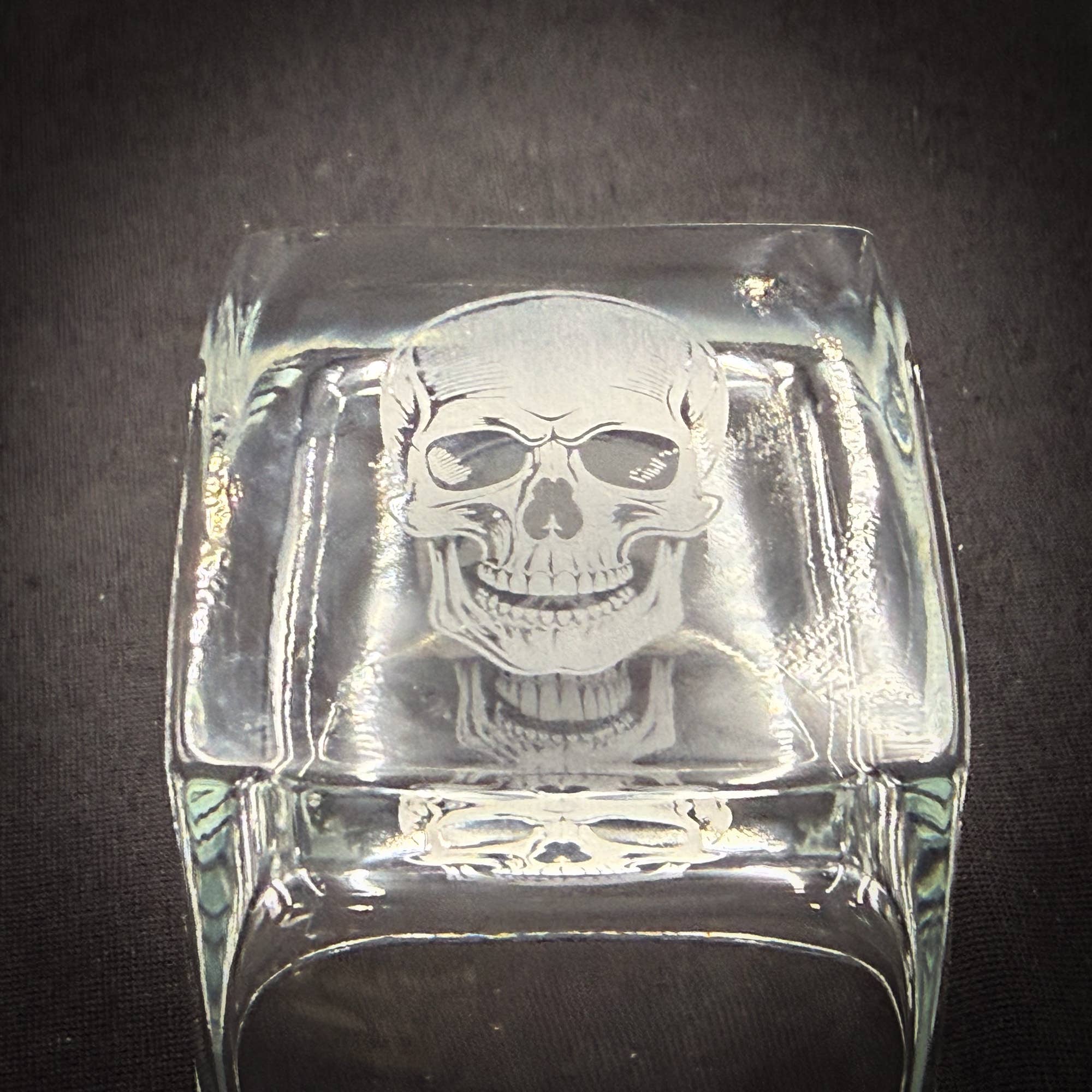 Skull - Bottom Etched 10 oz Square Rocks Glass