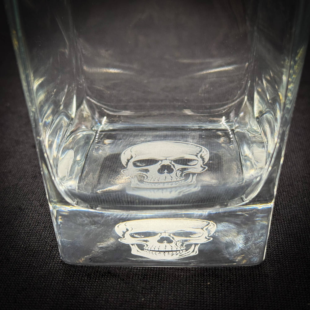 Skull - Bottom Etched 10 oz Square Rocks Glass