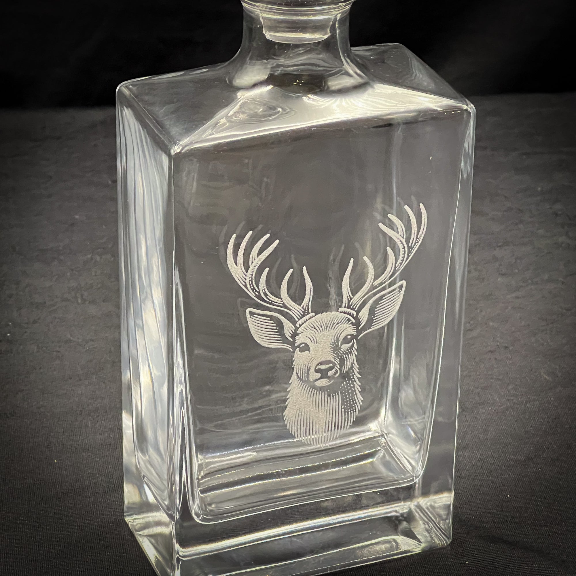 Stag 810 ml Rectangle Whiskey Decanter