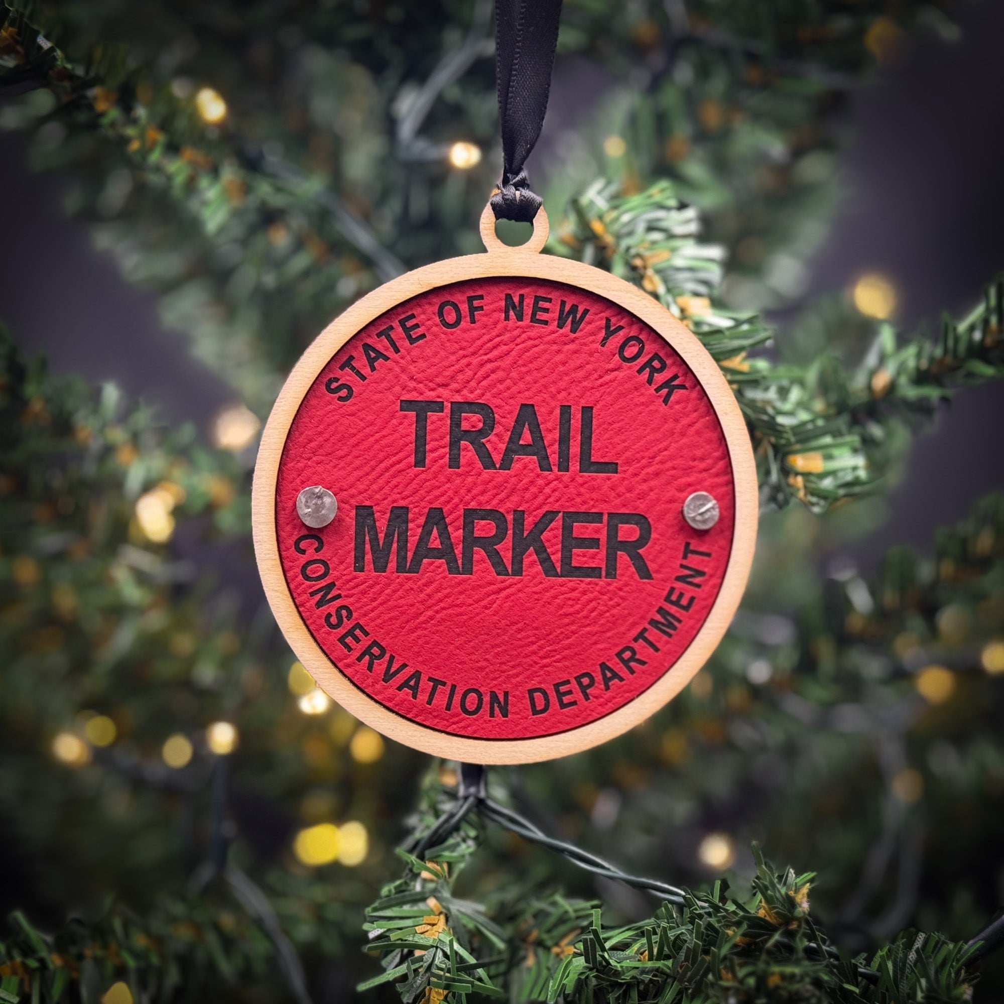 New York Trail Marker Layer Wood, Nails and Leather - 2 Layer Ornament