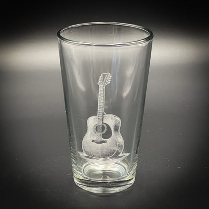 Acoustic Guitar - Pint glass