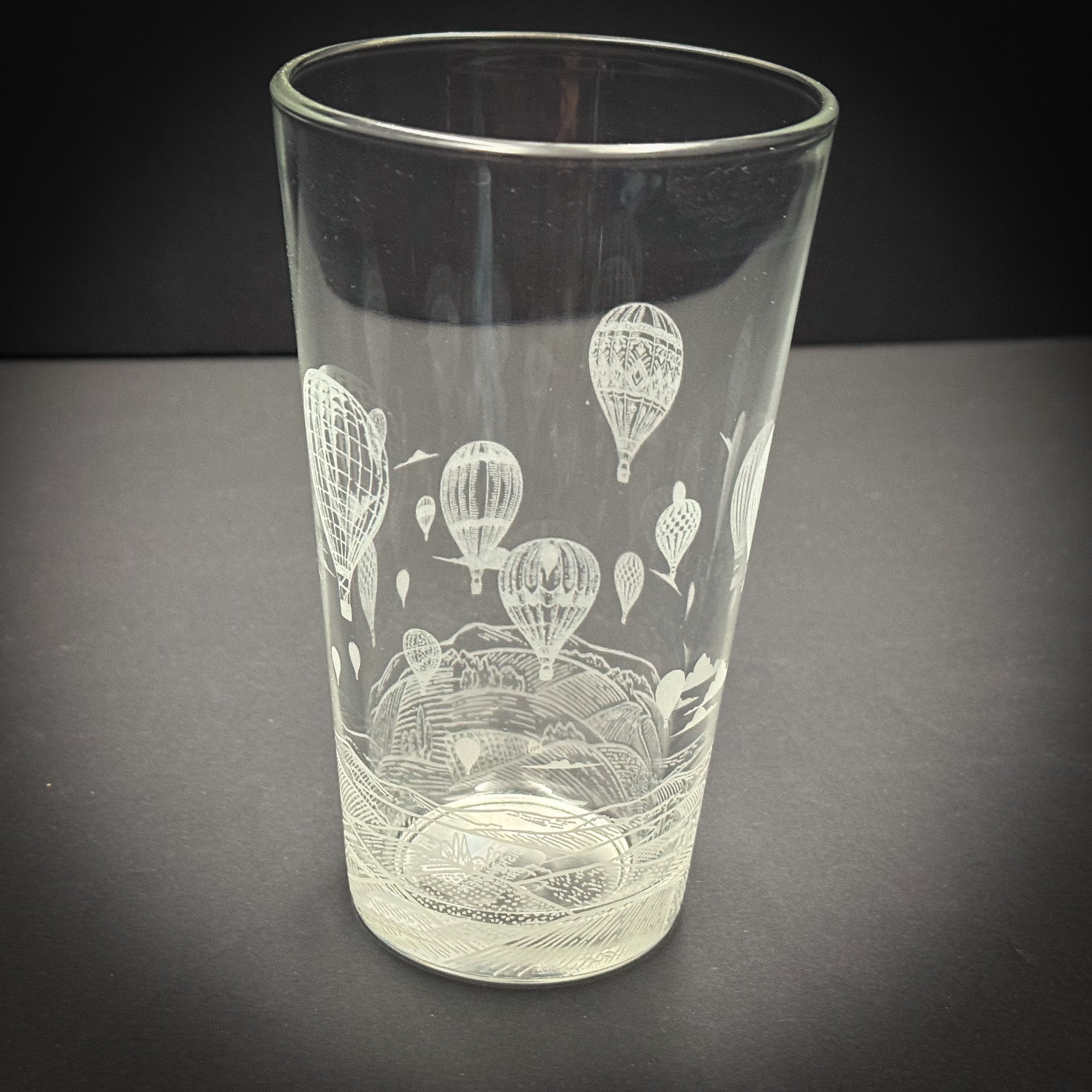Hot Air Balloon full wrap Pint Glass