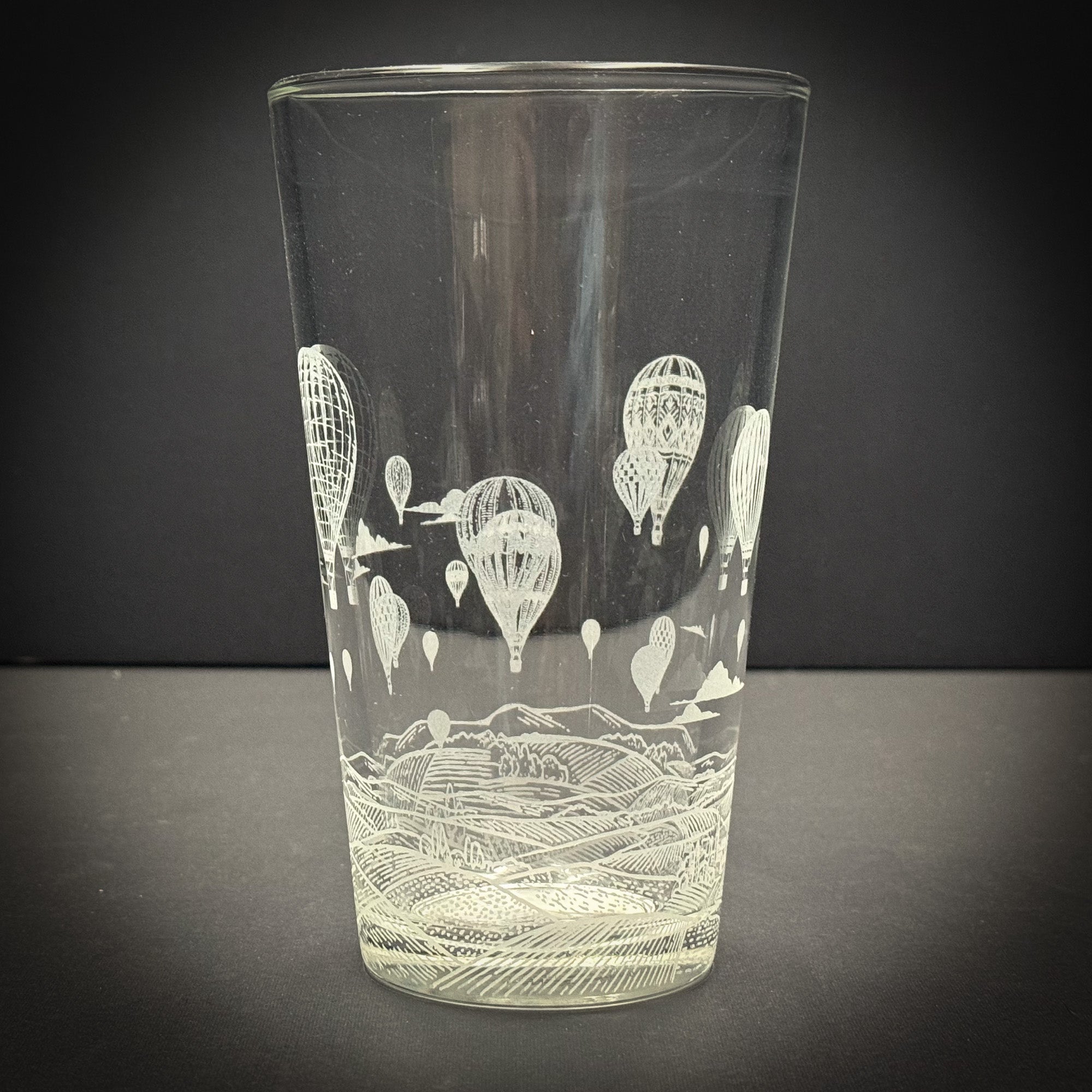 Hot Air Balloon full wrap Pint Glass