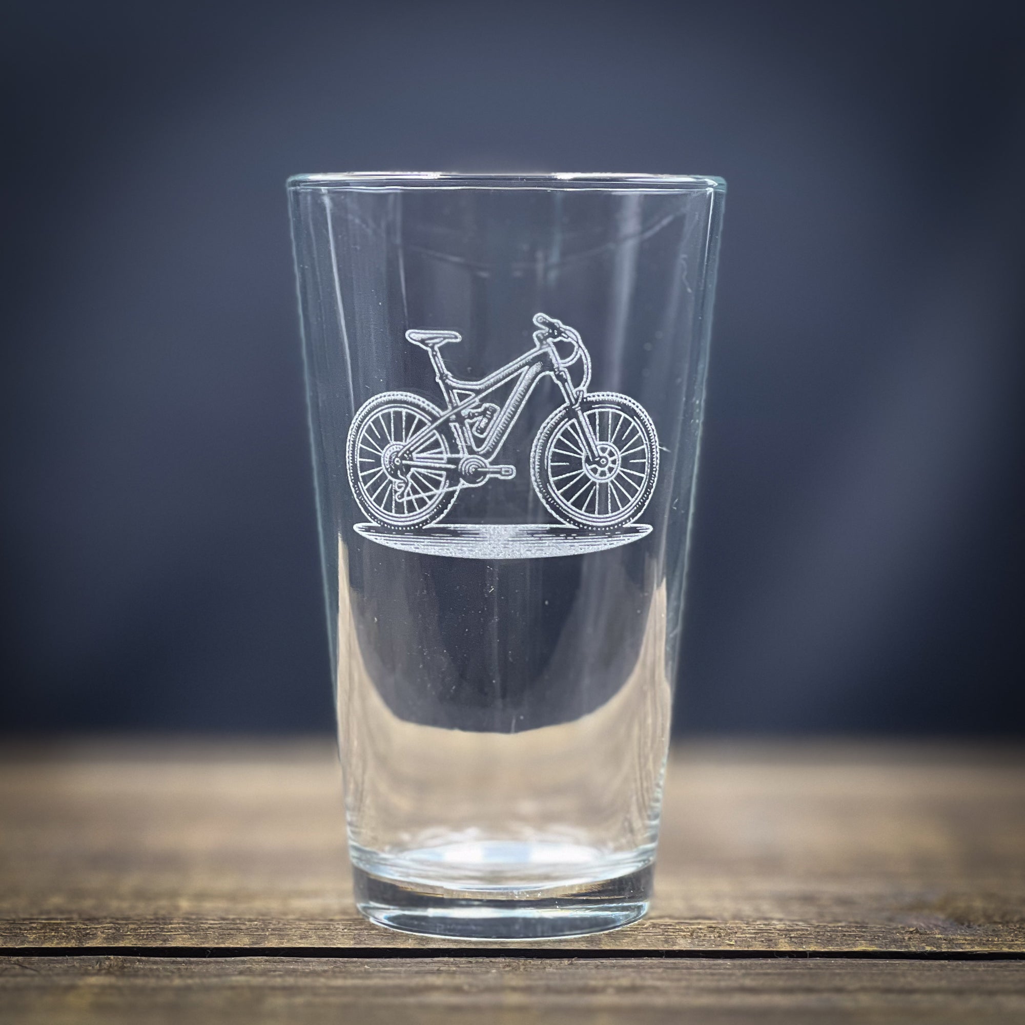 Mountain Bike 2 Customizable -  Pint glass