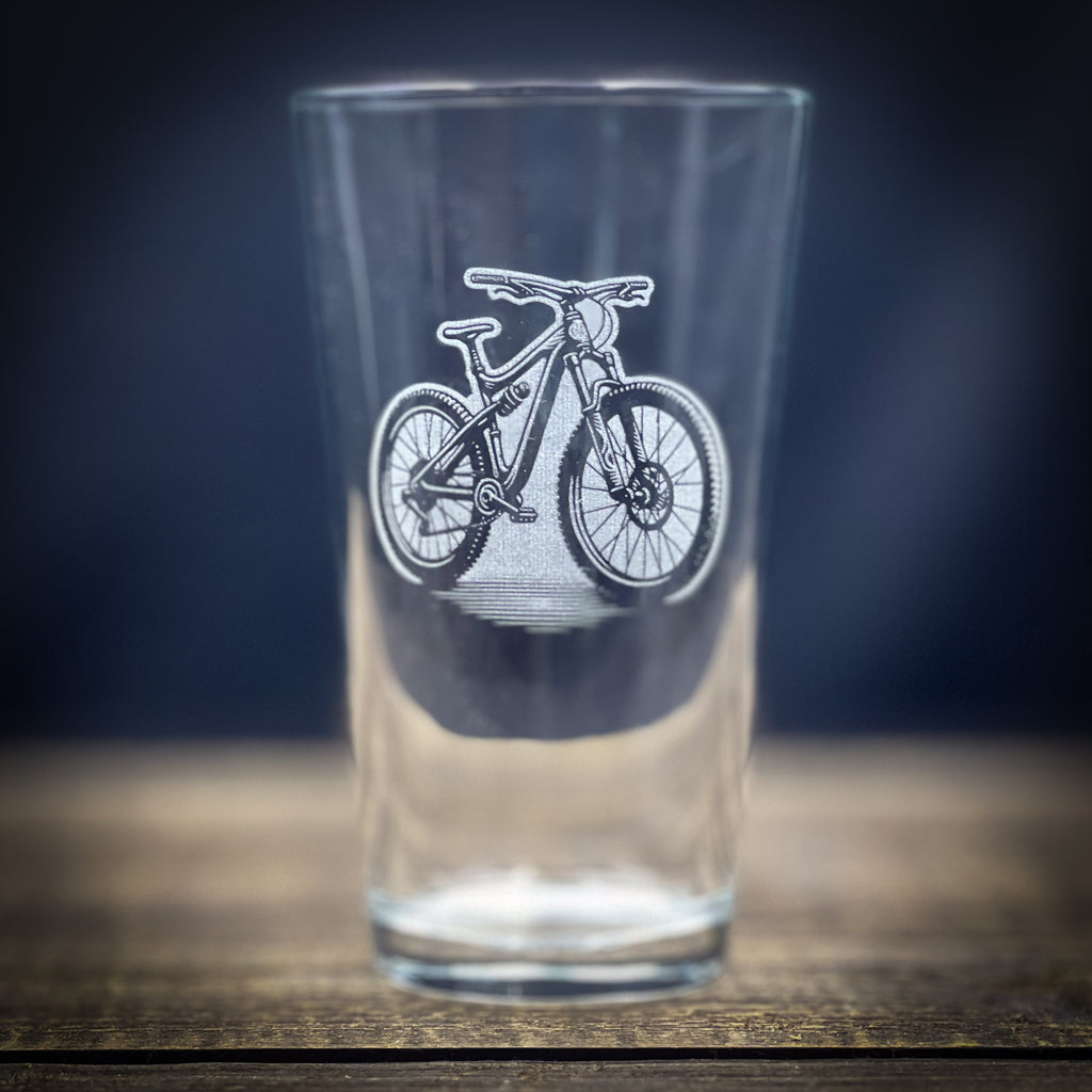 Mountain Bike 1 Customizable -  Pint glass