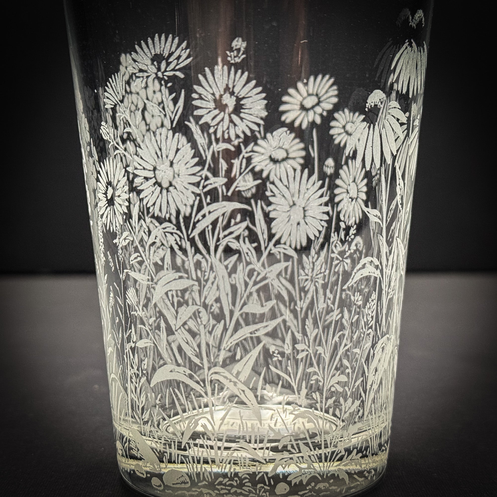 Wildflowers full wrap Pint Glass