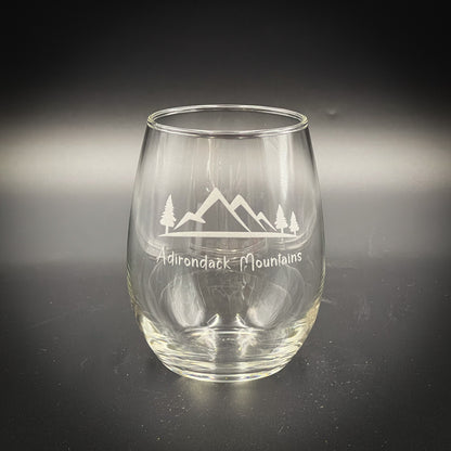 Mountains and Trees Scene1 - Etched 15 oz Stemless Wine Glass