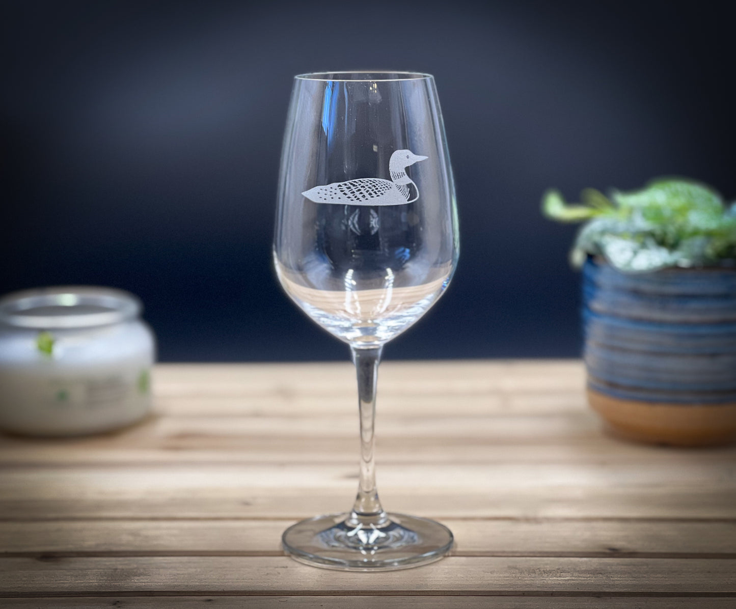 Loon - 16 oz Radiance Stemmed Wine Glass In Store