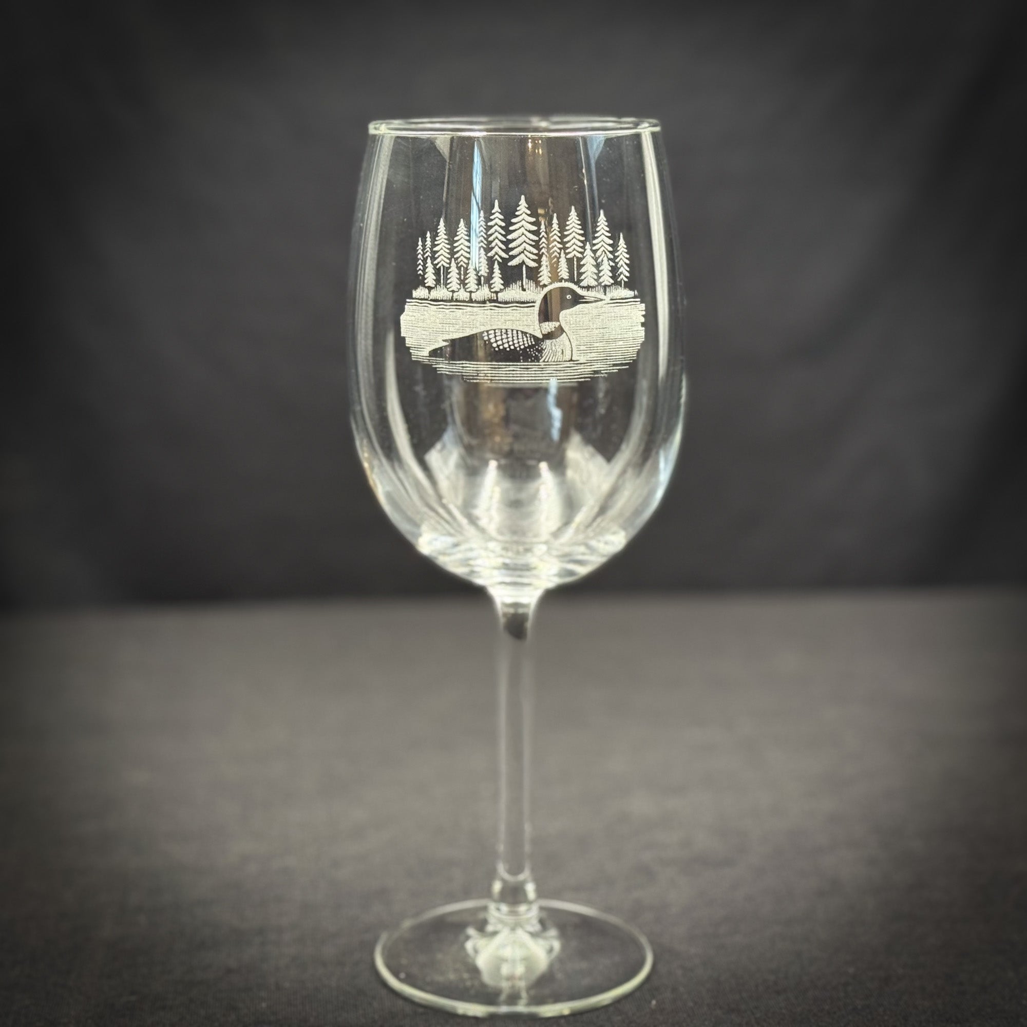 Loon on a Lake oz Stemmed Wine Glass