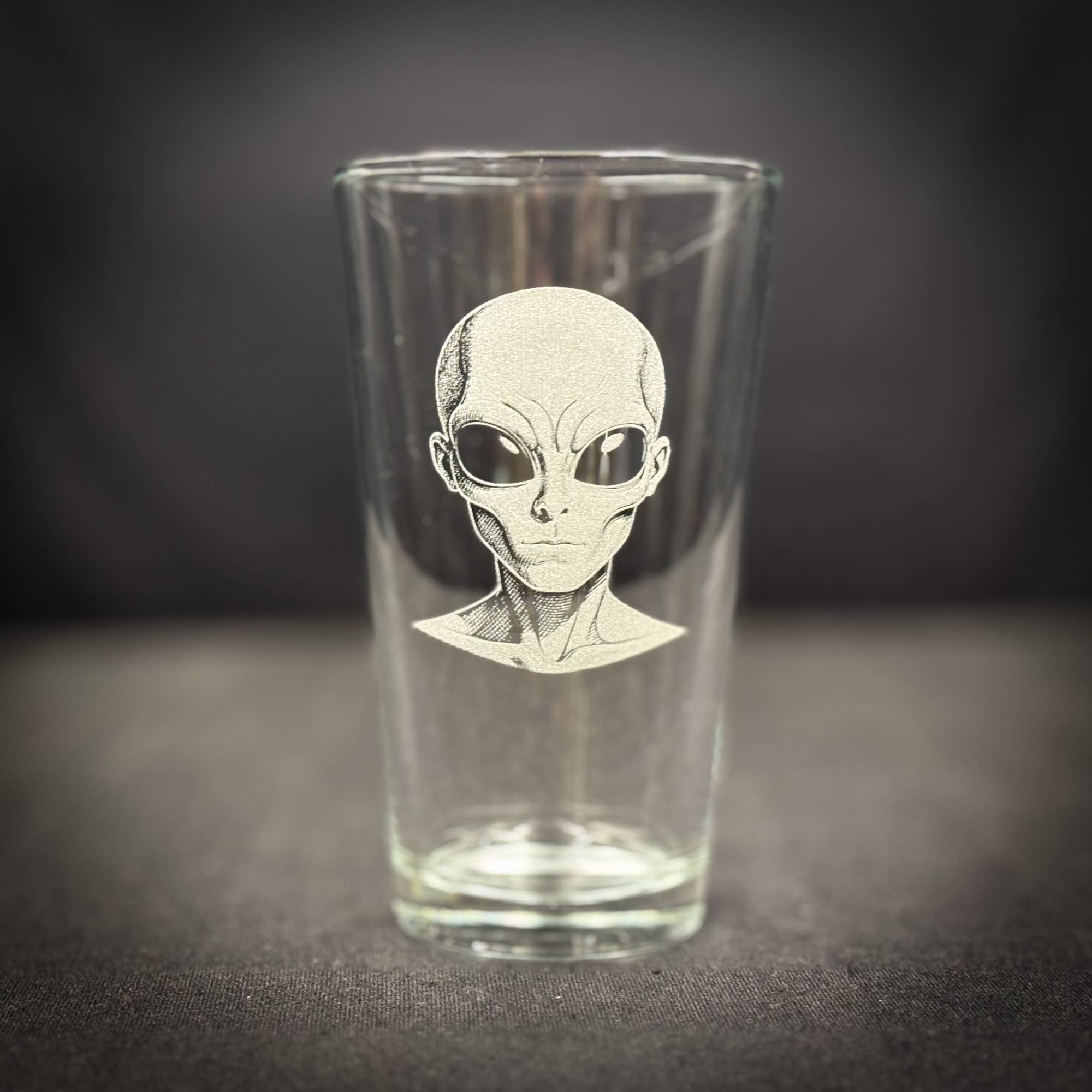 Alien Engraved Pint Glass - Durable Tempered Glass