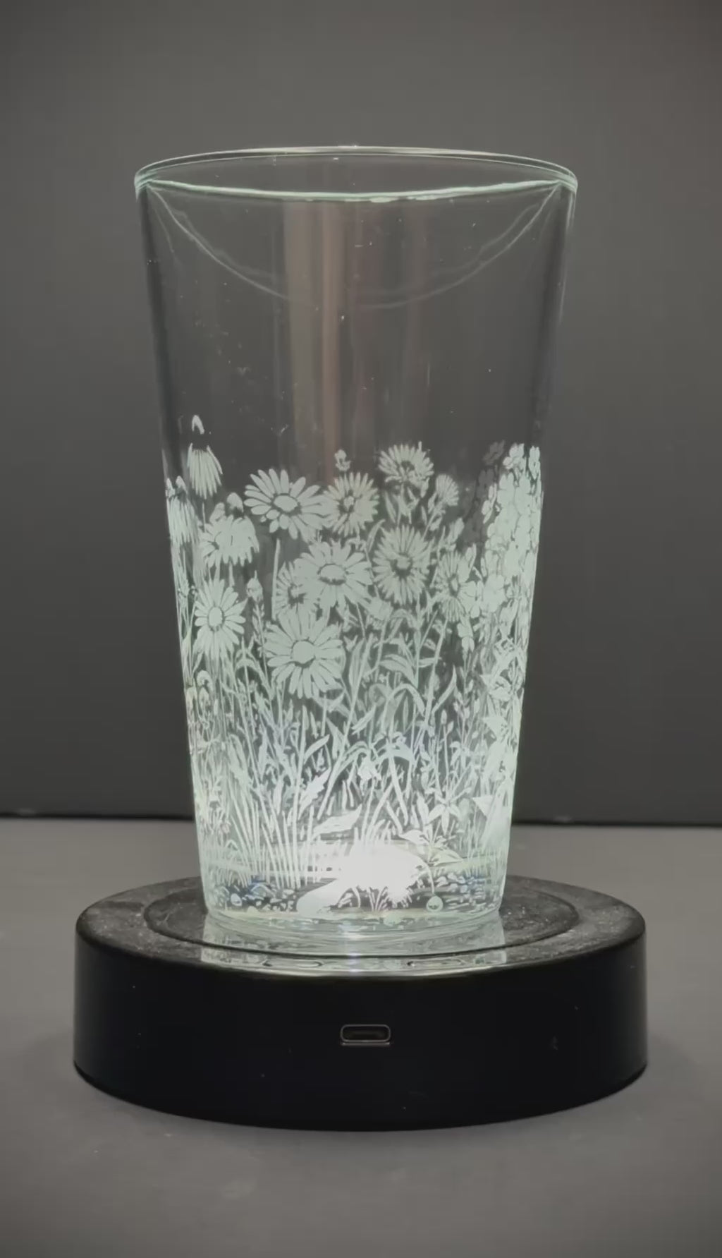 Wildflowers full wrap Pint Glass