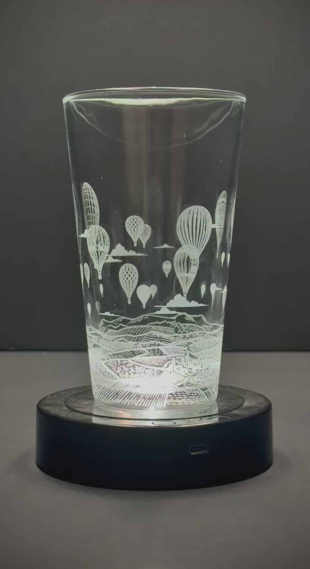 Hot Air Balloon full wrap Pint Glass