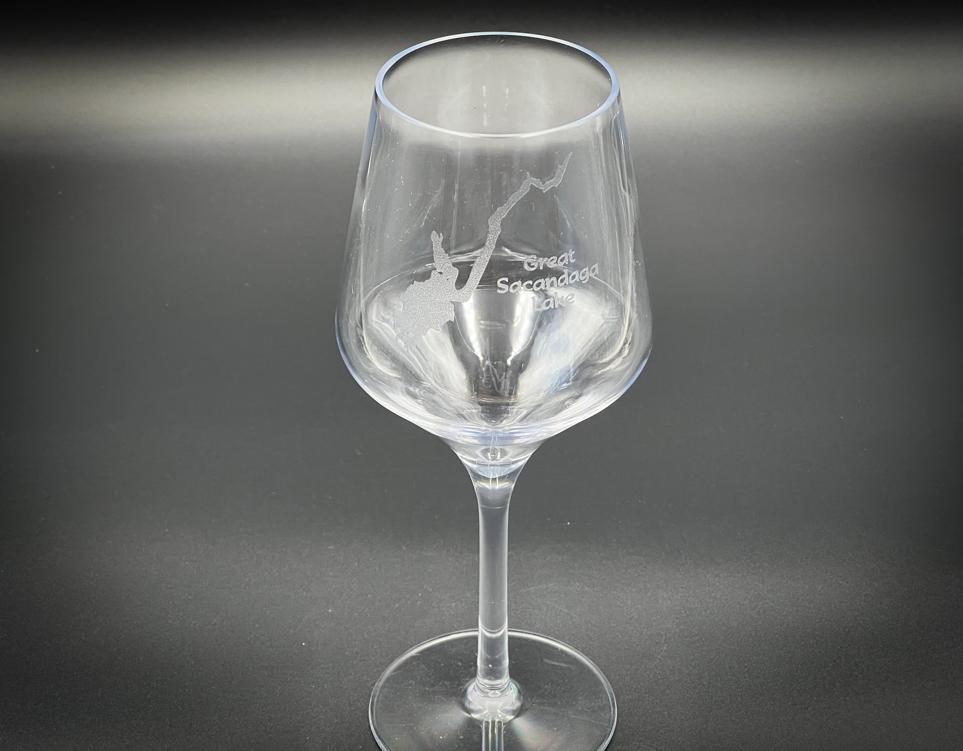 Custom Engraved Spiral Stemmed Wine Glass - 10 oz - Item 462