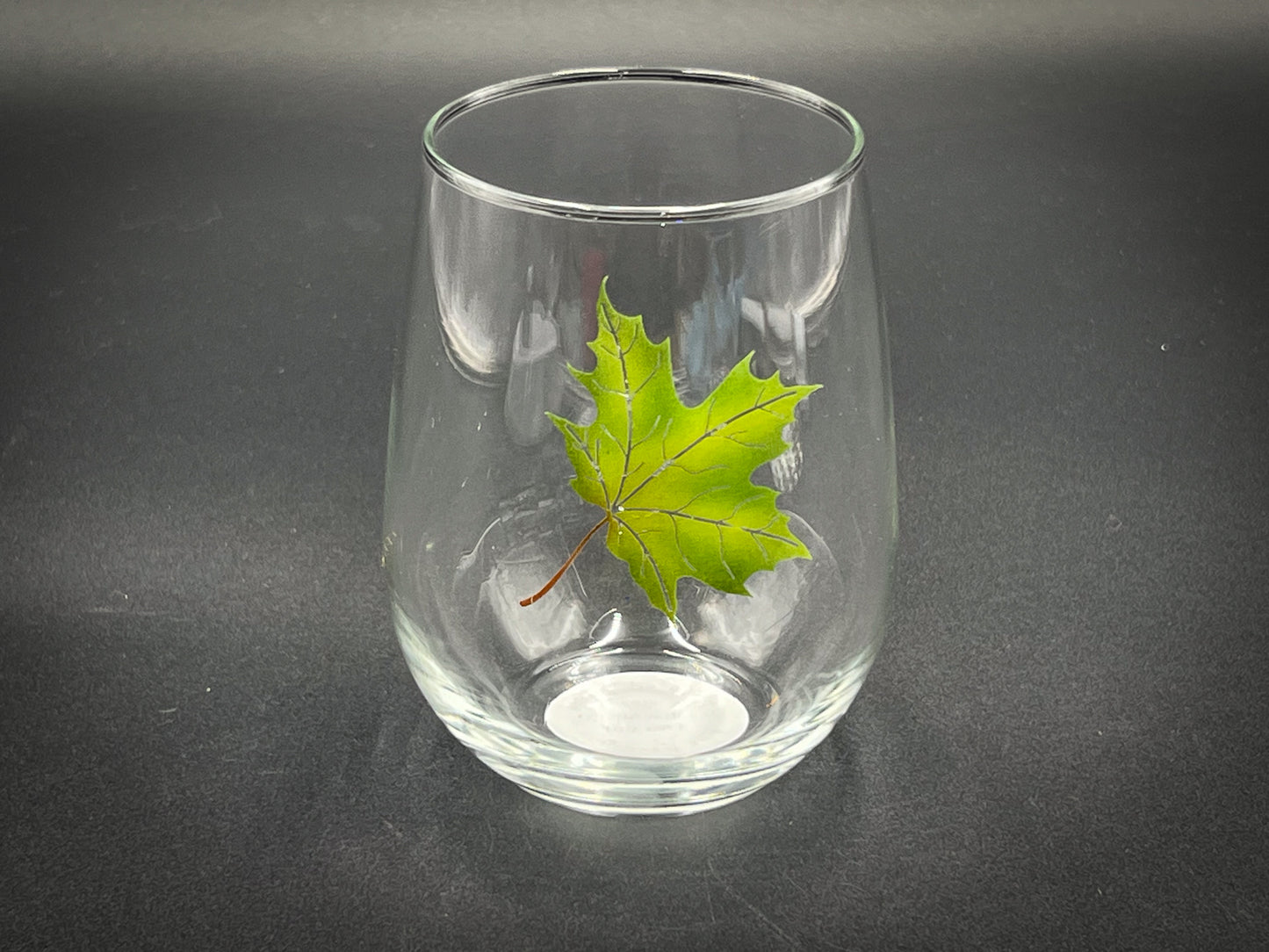 Summer Maple Leaf Engraved and Painted - 17 oz Stemless Wine Glass