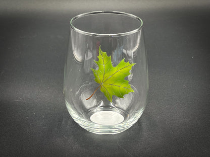 Summer Maple Leaf Engraved and Painted - 21 oz Stemless Wine Glass