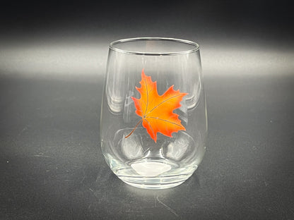 Maple Leaf Set Engraved and Painted - 17 oz Stemless Wine Glasses