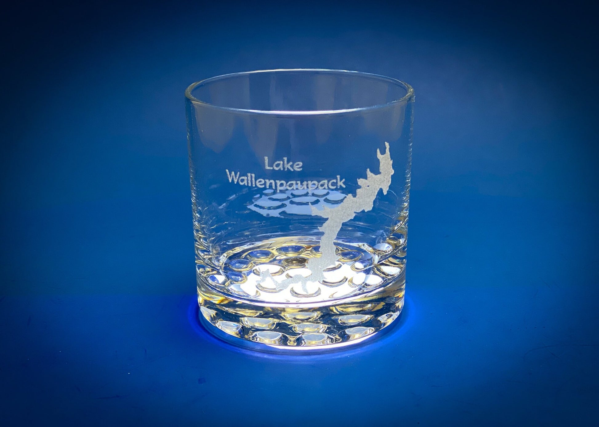 Lake Wallenpaupack Pennsylvania - Lake Life Gift - Etched 10.25 oz Rocks Glass