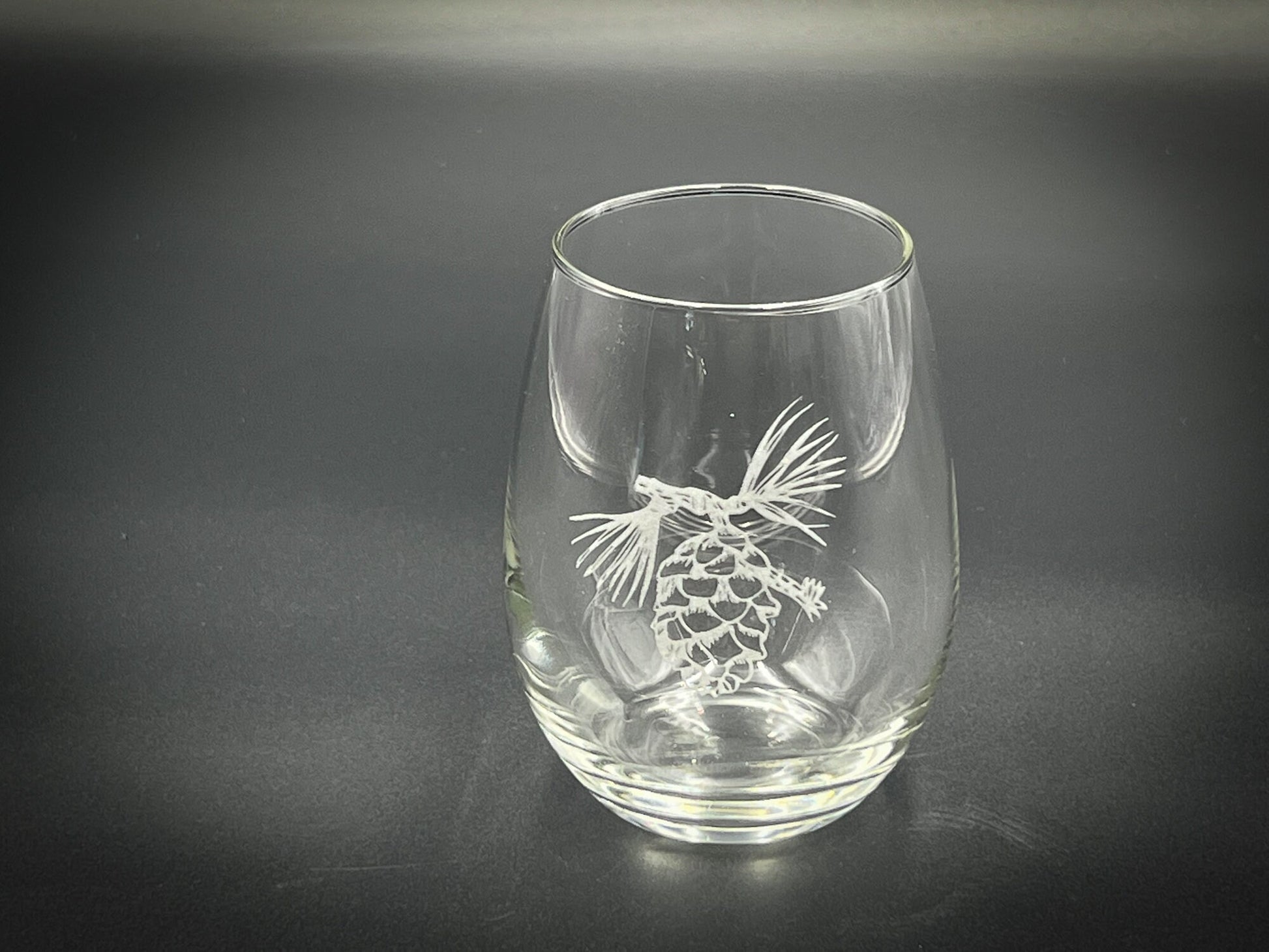 Pinecone - Etched 15 oz Stemless Wine Glass